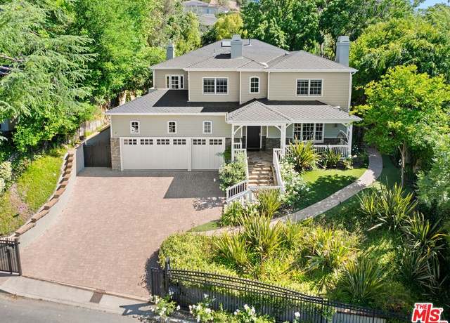 Property at 17710 Karen Dr, Encino, CA 91316, 5 beds, 5.5 baths