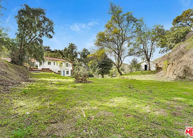 Property at 3351 Coldwater Canyon Ave, Los Angeles, CA 91604, 4 beds, 4.5 baths
