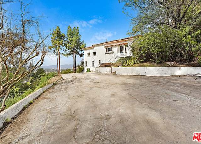 Property at 3351 Coldwater Canyon Ave, Los Angeles, CA 91604, 4 beds, 4.5 baths