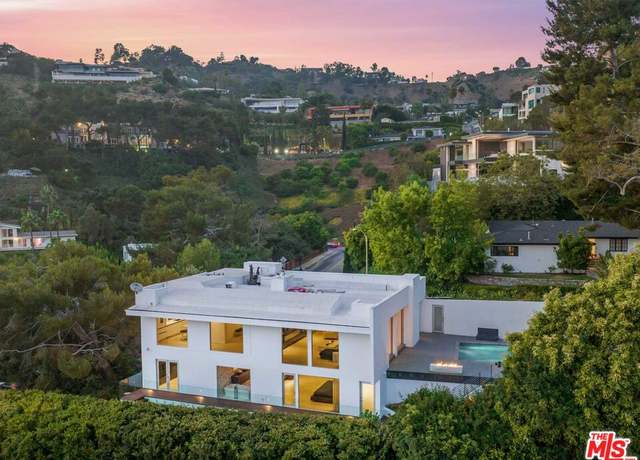 Property at 1654 N Doheny Dr, Los Angeles, CA 90069, 4 beds, 5 baths