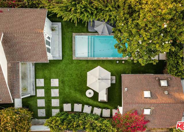 Property at 714 N Genesee Ave, Los Angeles, CA 90046, 4 beds, 3 baths