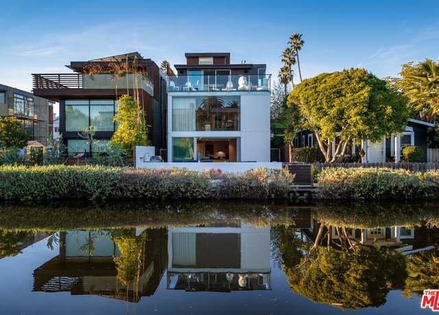 Property at 453 Sherman Canal, Venice, CA 90291, 3 beds, 4 baths