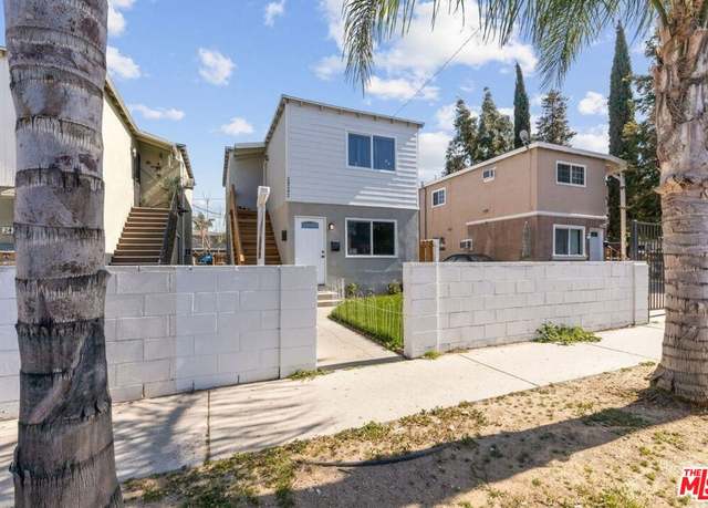 Property at 24242 Pine St, Newhall, CA 91321, 3 beds, 2 baths