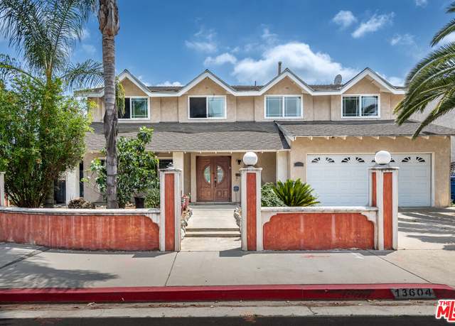 Property at 13604 Lemay St, Valley Glen, CA 91401, 4 beds, 2.5 baths
