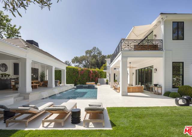 Property at 9520 Hidden Valley Rd, Beverly Hills, CA 90210, 7 beds, 12 baths