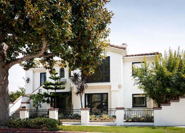 Property at 502 Smithwood Dr, Beverly Hills, CA 90212, 8 beds, 10 baths