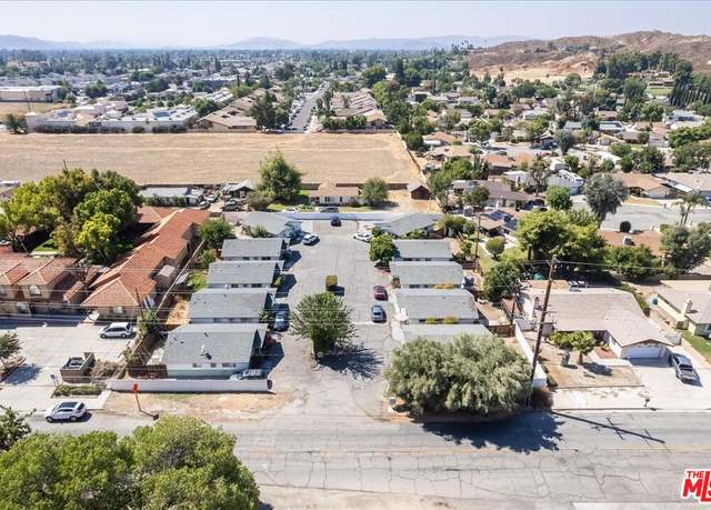 Property at 171 N Hemet St, Hemet, CA 92544, 11 beds, 10 baths