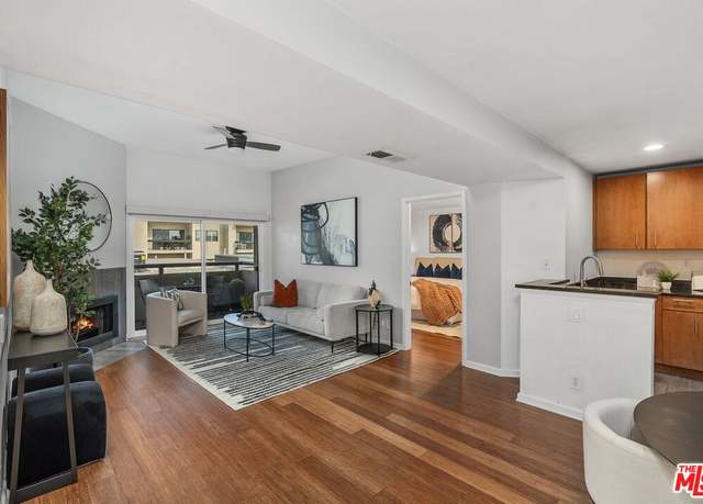 Property at 8300 Manitoba St #320, Playa Del Rey, CA 90293, 2 beds, 2 baths