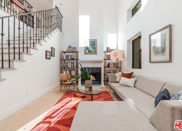 Property at 3850 Udell Ct, Los Angeles, CA 90027, 4 beds, 3 baths