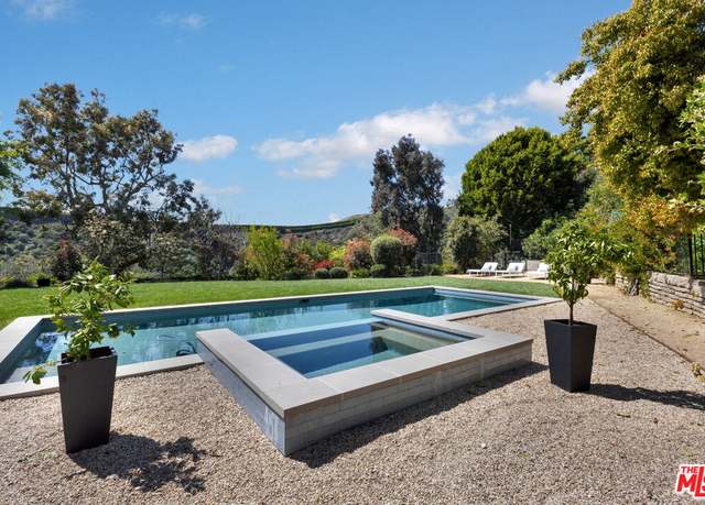 Property at 10971 Savona Rd, Los Angeles, CA 90077, 5 beds, 4.5 baths