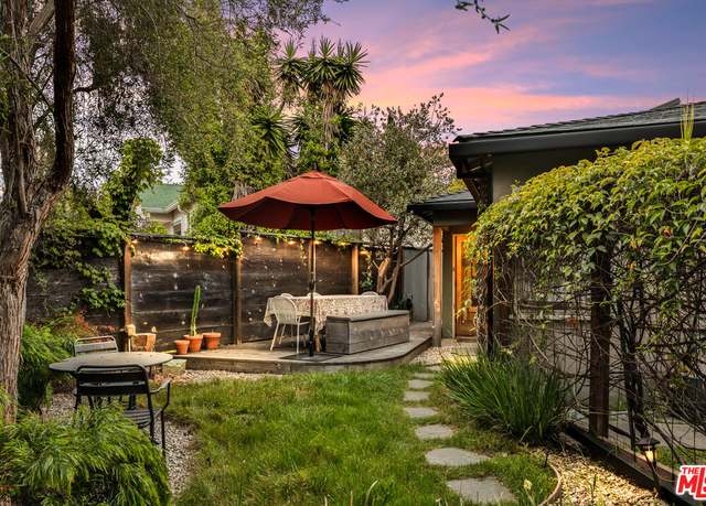 Property at 608 Woodlawn Ave, Venice, CA 90291, 3 beds, 2 baths