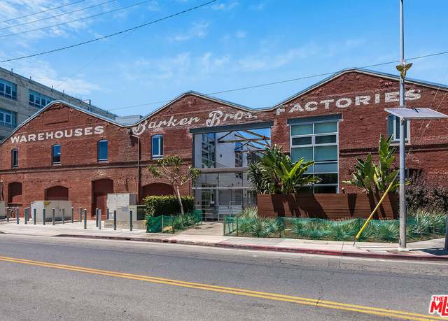 Property at 527 Molino St #206, Los Angeles, CA 90013, 1 bed, 1 bath