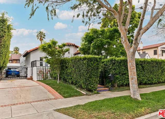 Property at 237 S Almont Dr, Beverly Hills, CA 90211, 2 beds, 2 baths