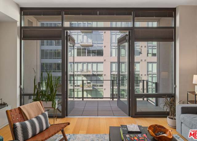Property at 1111 S Grand Ave #1205, Los Angeles, CA 90015, 1 bed, 1 bath
