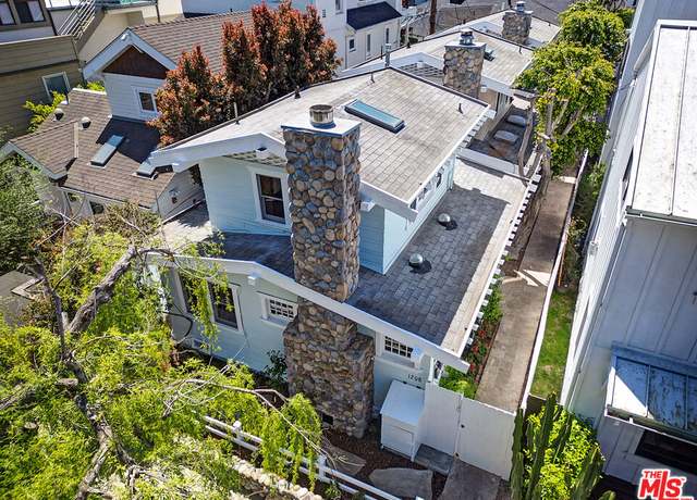 Property at 1208 Cabrillo Ave, Venice, CA 90291, 3 beds, 6 baths