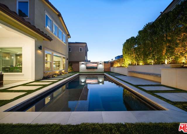 Property at 20643 W Wood Rose Ct, Porter Ranch, CA 91326, 5 beds, 6 baths