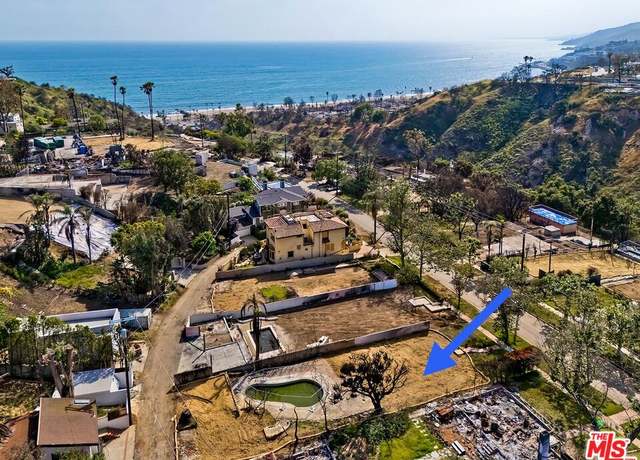 Property at 564 Radcliffe Ave, Pacific Palisades, CA 90272