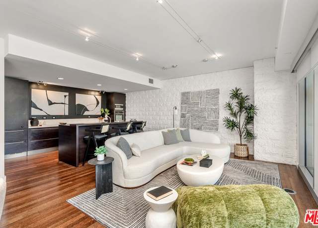 Property at 6250 Hollywood Blvd Unit 10L, Los Angeles, CA 90028, 1 bed, 2 baths