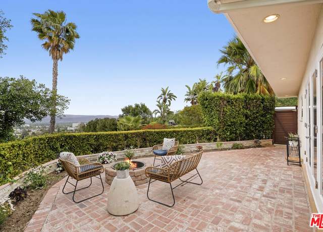 Property at 15224 Encanto Dr, Sherman Oaks, CA 91403, 2 beds, 2 baths