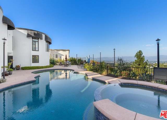Property at 16894 Encino Hills Dr, Encino, CA 91436, 4 beds, 2.5 baths
