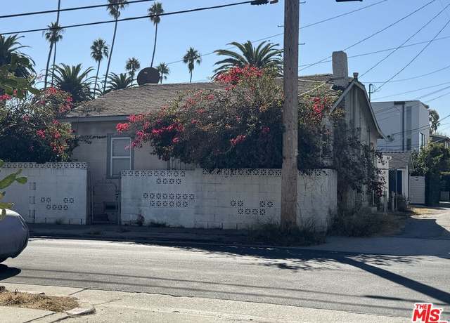 Property at 1411 Linden Ave, Venice, CA 90291, 2 beds, 1 bath
