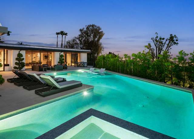 Property at 10865 Savona Rd, Los Angeles, CA 90077, 3 beds, 3 baths