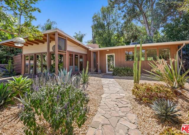 Property at 4977 Canoga Ave, Woodland Hills, CA 91364, 4 beds, 2.5 baths