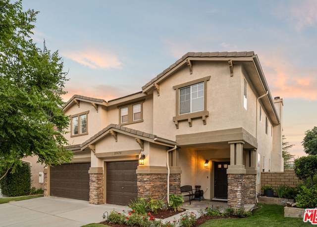 Property at 27674 Muir Grove Way, Castaic, CA 91384, 5 beds, 4 baths