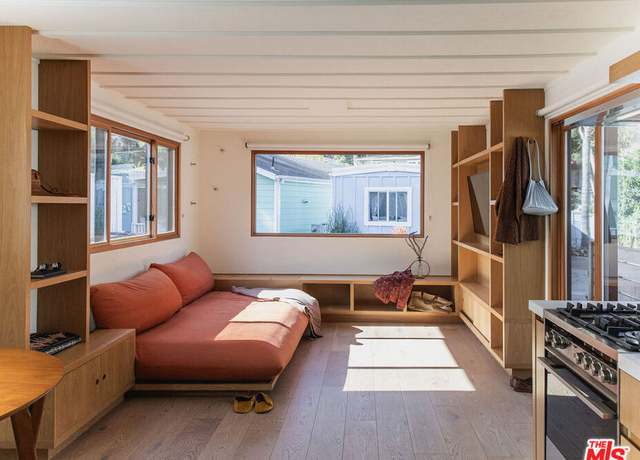 Property at 43 Paradise Cove Rd, Malibu, CA 90265, 1 bed, 1 bath
