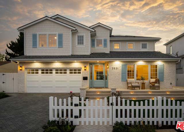 Property at 3531 S Barrington Ave, Los Angeles, CA 90066, 5 beds, 5.5 baths