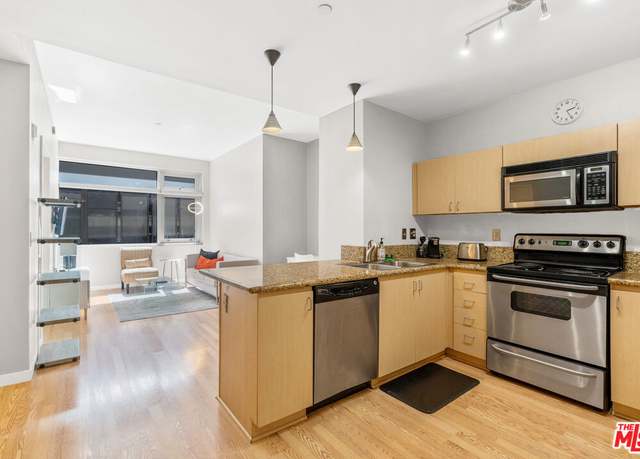 Property at 630 W 6th St #613, Los Angeles, CA 90017, 1 bed, 1 bath
