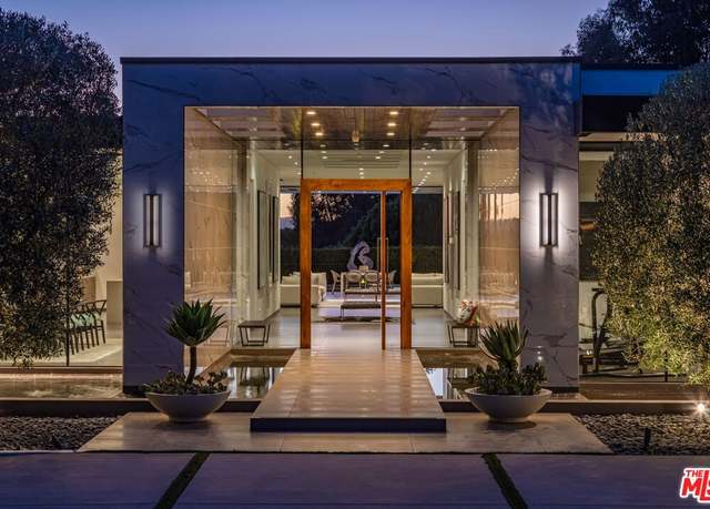 Property at 2002 Loma Vista Dr, Beverly Hills, CA 90210, 5 beds, 7.5 baths