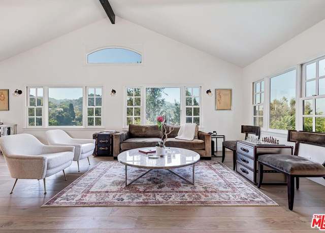 Property at 3983 Sunswept Dr, Studio City, CA 91604, 4 beds, 2 baths