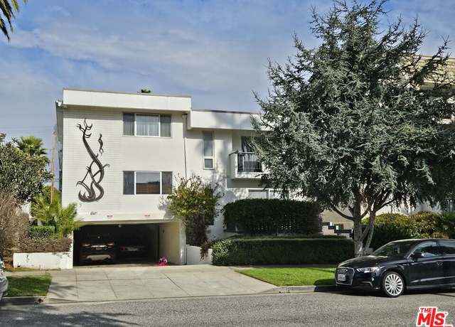 Property at 1013 12th St, Santa Monica, CA 90403, 14 beds, 13 baths
