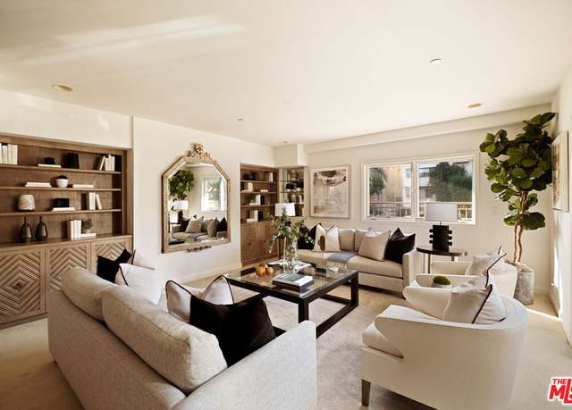 Property at 11916 Gorham Ave #102, Los Angeles, CA 90049, 2 beds, 2.5 baths