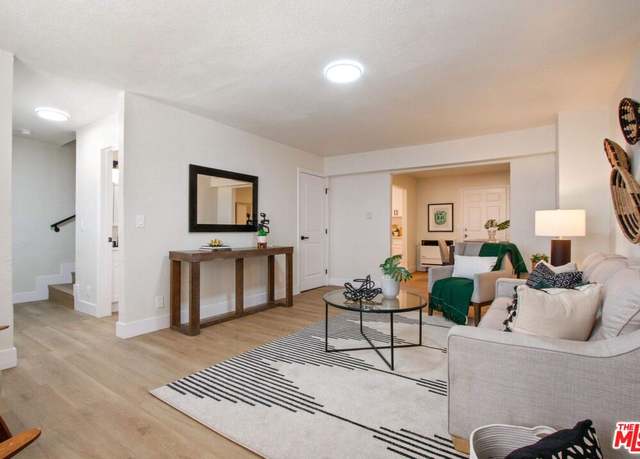 Property at 6337 10th Ave, Los Angeles, CA 90043, 20 beds, 10 baths