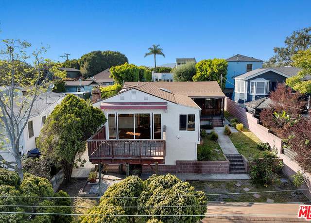 Property at 711 Pier Ave, Santa Monica, CA 90405, 2 beds, 3 baths