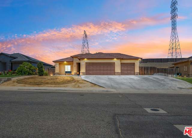Property at 3605 Balvicar Dr, Bakersfield, CA 93306, 4 beds, 2 baths