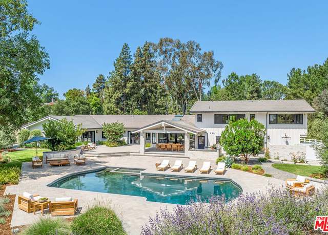 Property at 24884 Jim Bridger Rd, Hidden Hills, CA 91302, 6 beds, 8 baths