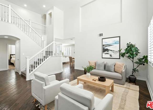 Property at 23933 Francisco Way, Valencia, CA 91354, 4 beds, 3 baths