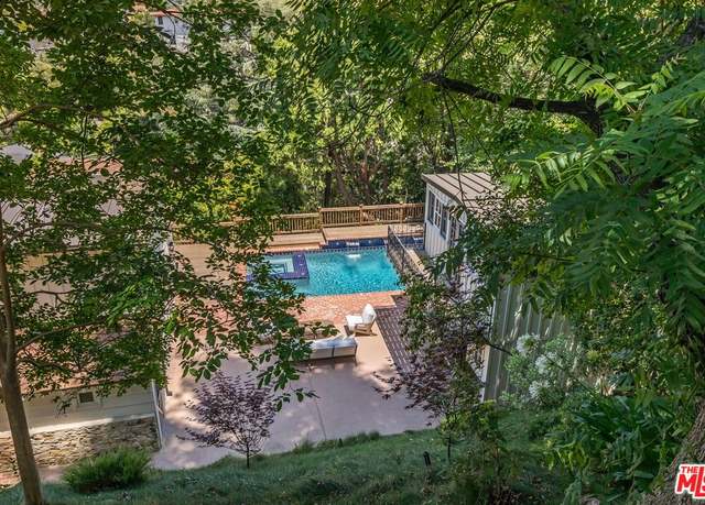 Property at 3940 Davana Rd, Sherman Oaks, CA 91423, 4 beds, 4 baths