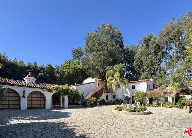Property at 334 N Carmelina Ave, Los Angeles, CA 90049, 5 beds, 4 baths