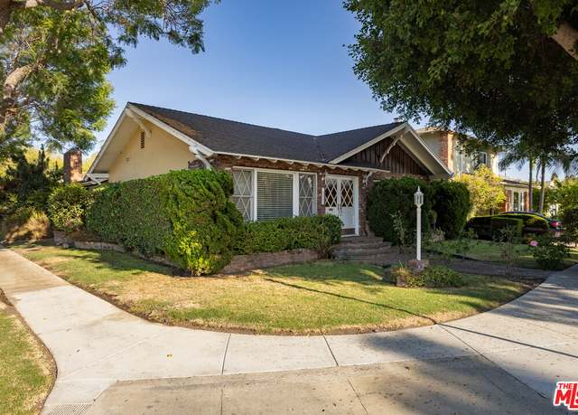 Property at 11202 Patom Dr, Culver City, CA 90230, 2 beds, 2 baths