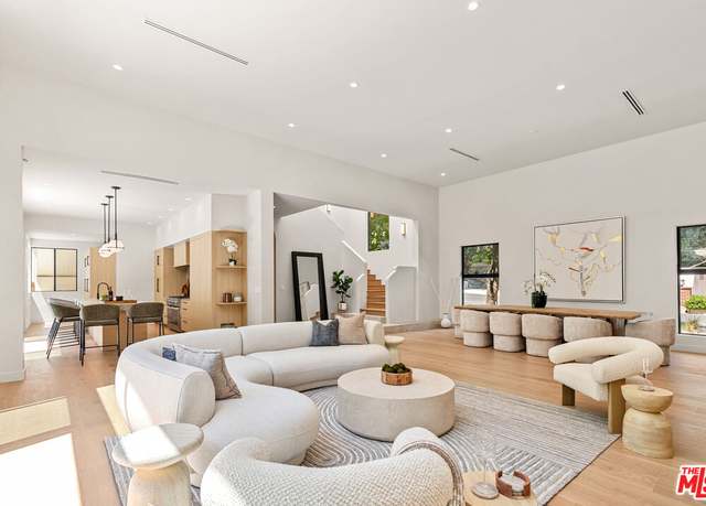 Property at 1401 N Bundy Dr, Los Angeles, CA 90049, 4 beds, 5 baths