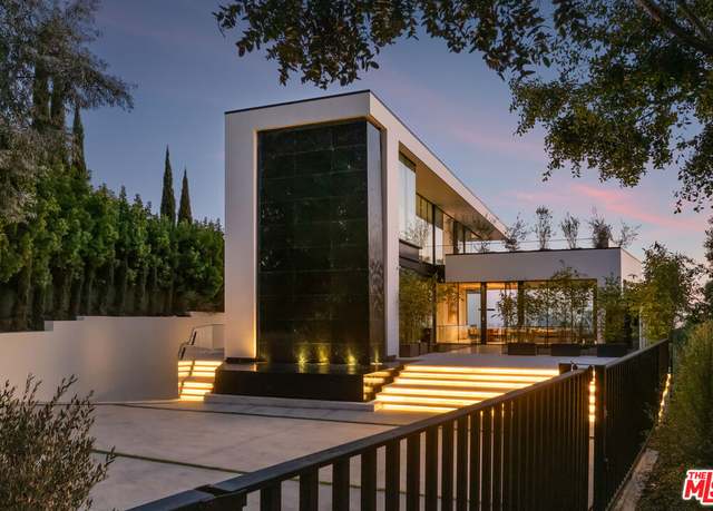 Property at 1210 Laurel Way, Beverly Hills, CA 90210, 6 beds, 8 baths