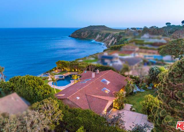 Property at 29020 Cliffside Dr, Malibu, CA 90265, 4 beds, 3.5 baths
