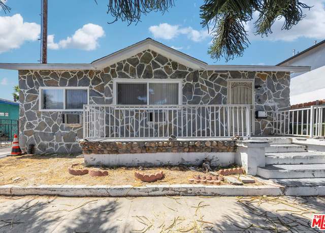 Property at 1286 W 39th Pl, Los Angeles, CA 90037, 5 beds, 5 baths