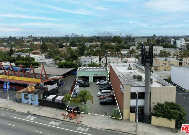 Property at 920 S La Brea Ave, Los Angeles, CA 90036