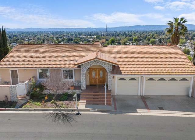 Property at 17152 Barneston St, Granada Hills, CA 91344, 6 beds, 6 baths