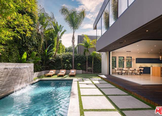 Property at 428 N La Jolla Ave, Los Angeles, CA 90048, 5 beds, 6 baths